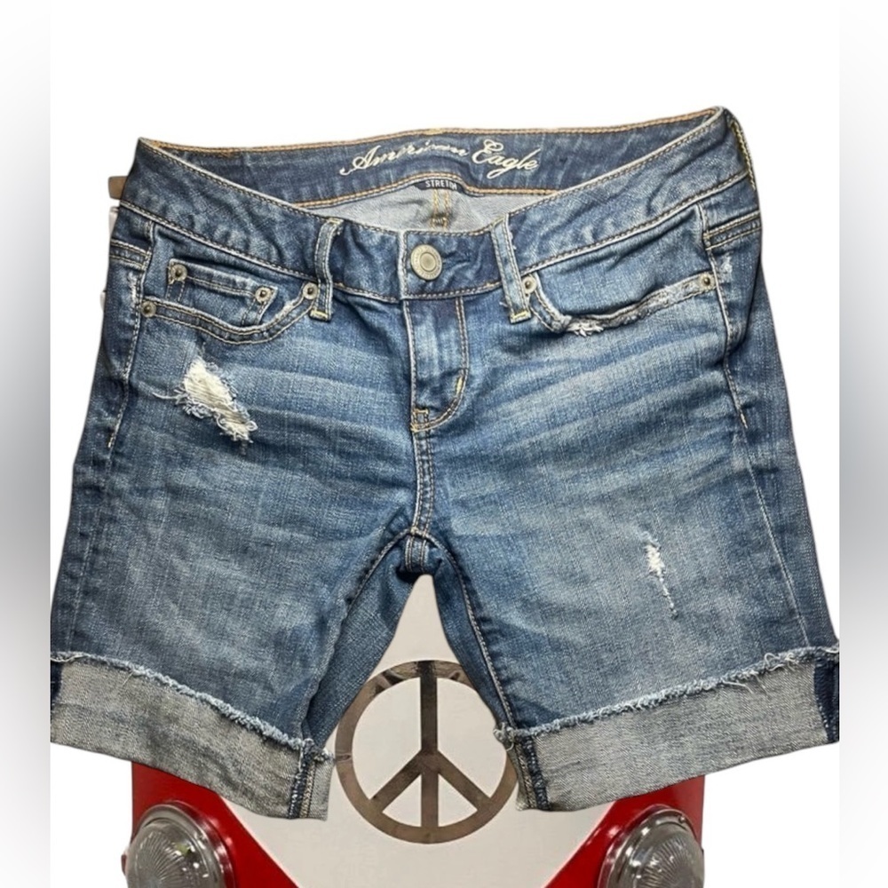 American Eagle Shorts Denim Distressed and cuffed Size 0